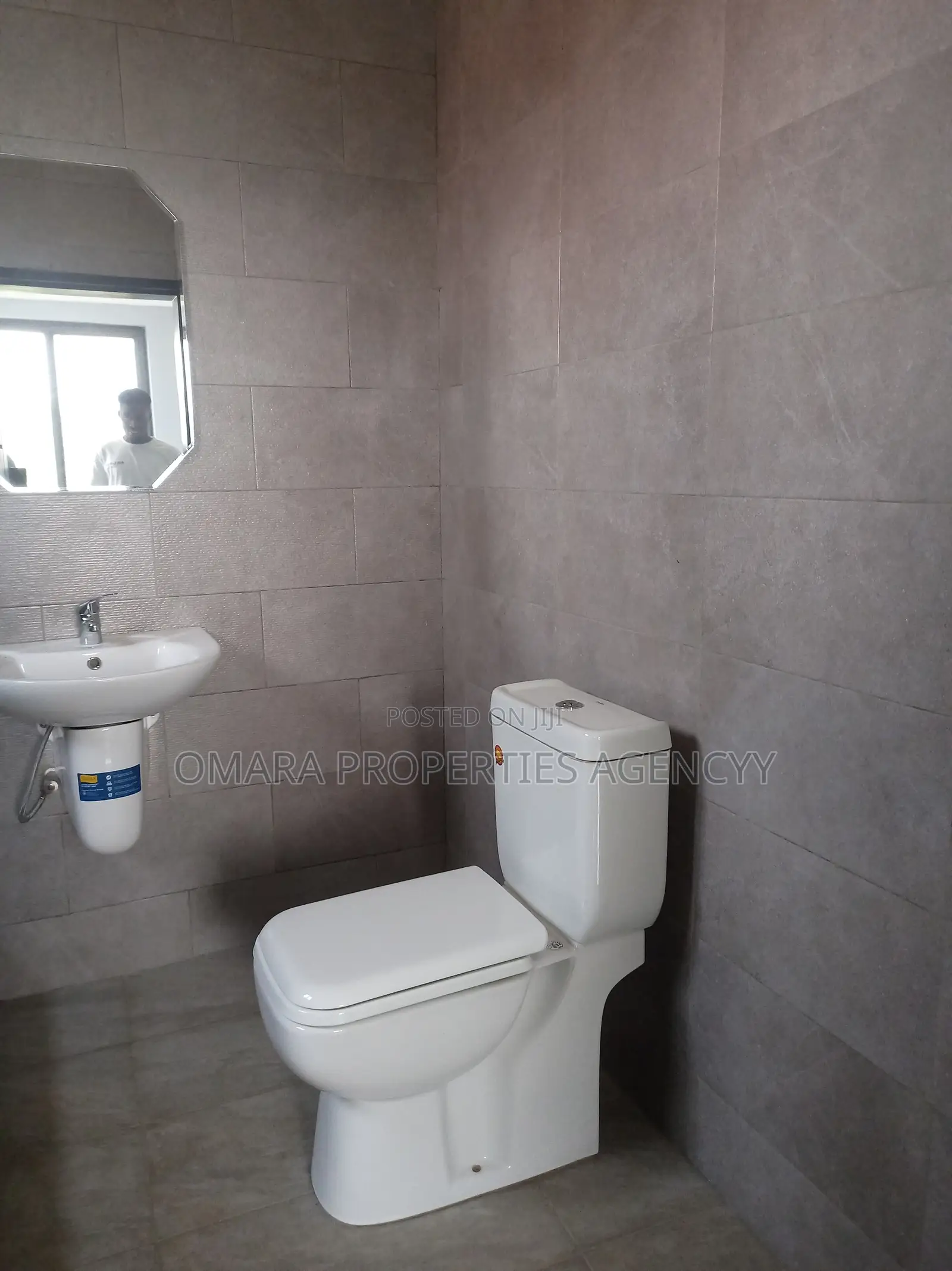 2bdrm Apartment in North Legon for rent