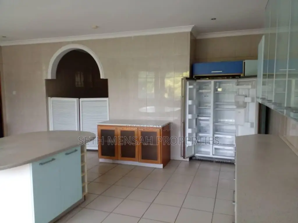 4bdrm House in Skm, Cantonments for rent