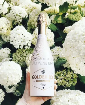 Golden Ice Sparkling Wine Rose 75cl