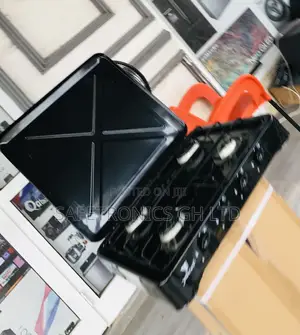 Accessible Volcano Tabletop 4 Gas Cooker Black