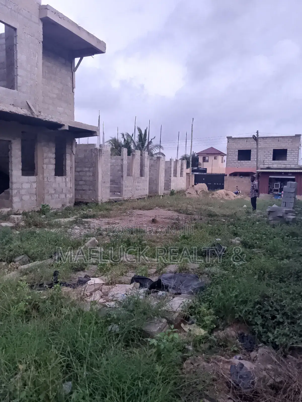 Uncompleted 4 Unit 2 Bedroom Houses