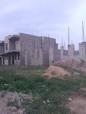 Uncompleted 4 Unit 2 Bedroom Houses