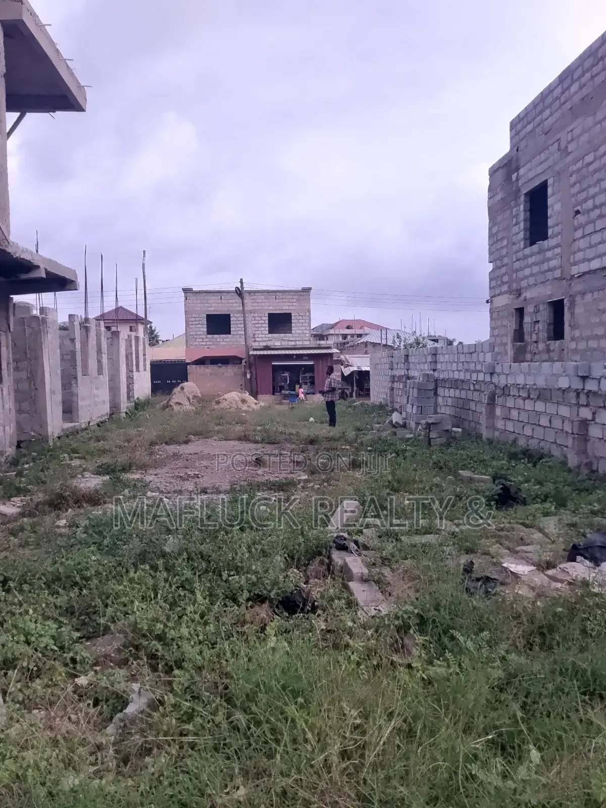 Uncompleted 4 Unit 2 Bedroom Houses