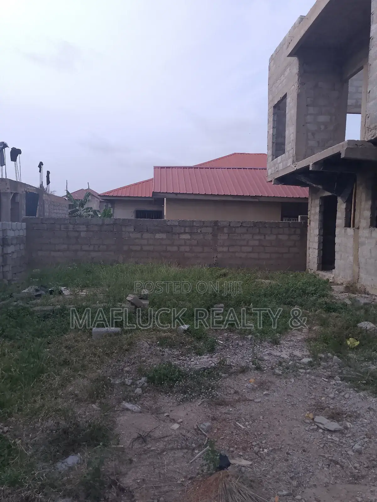 Uncompleted 4 Unit 2 Bedroom Houses