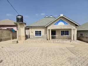 4bdrm House in Fredimens Real, Afigya-Kwabre for sale