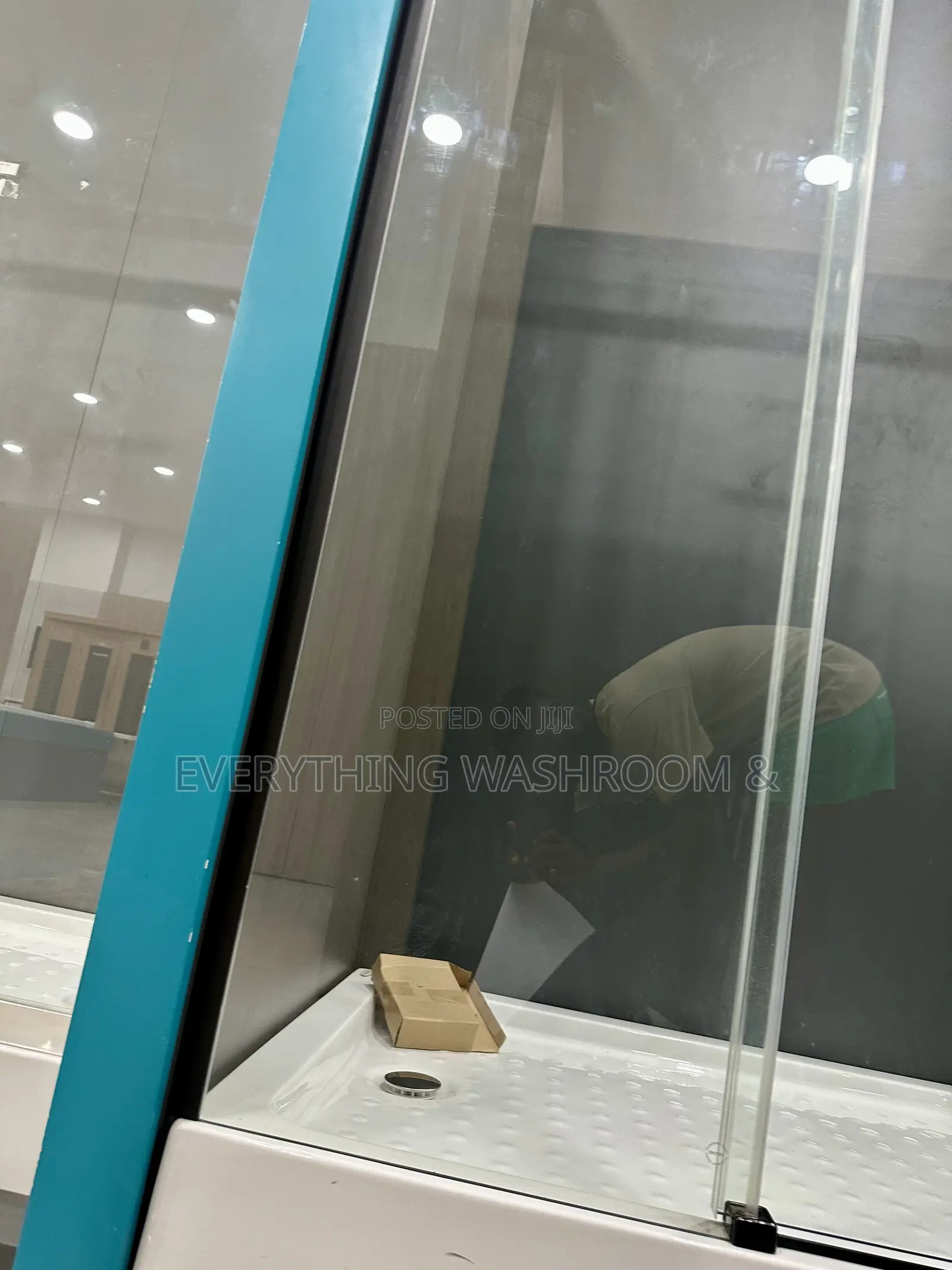 Shower Cubicle_black Frame Shower Enclosure