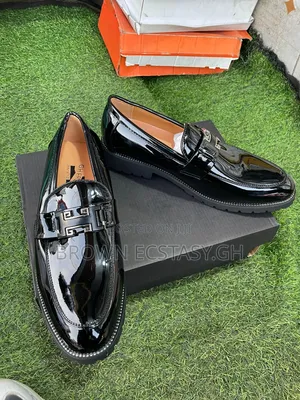 Fernando Melo and GH Free Glossy Shoes