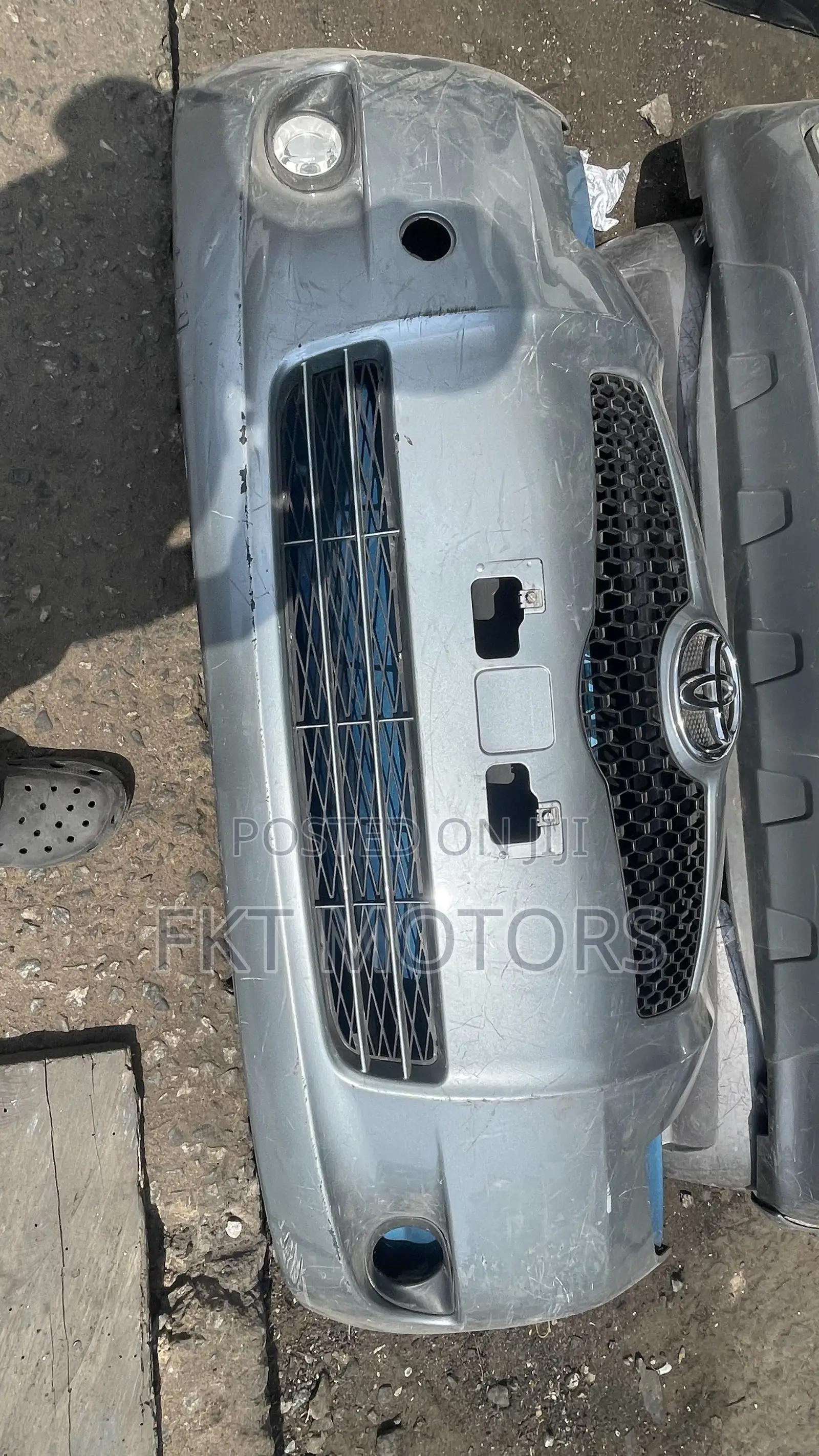 Toyota Vitz Front Bumper 2009/2010/2011/2012/2013/2014/2015