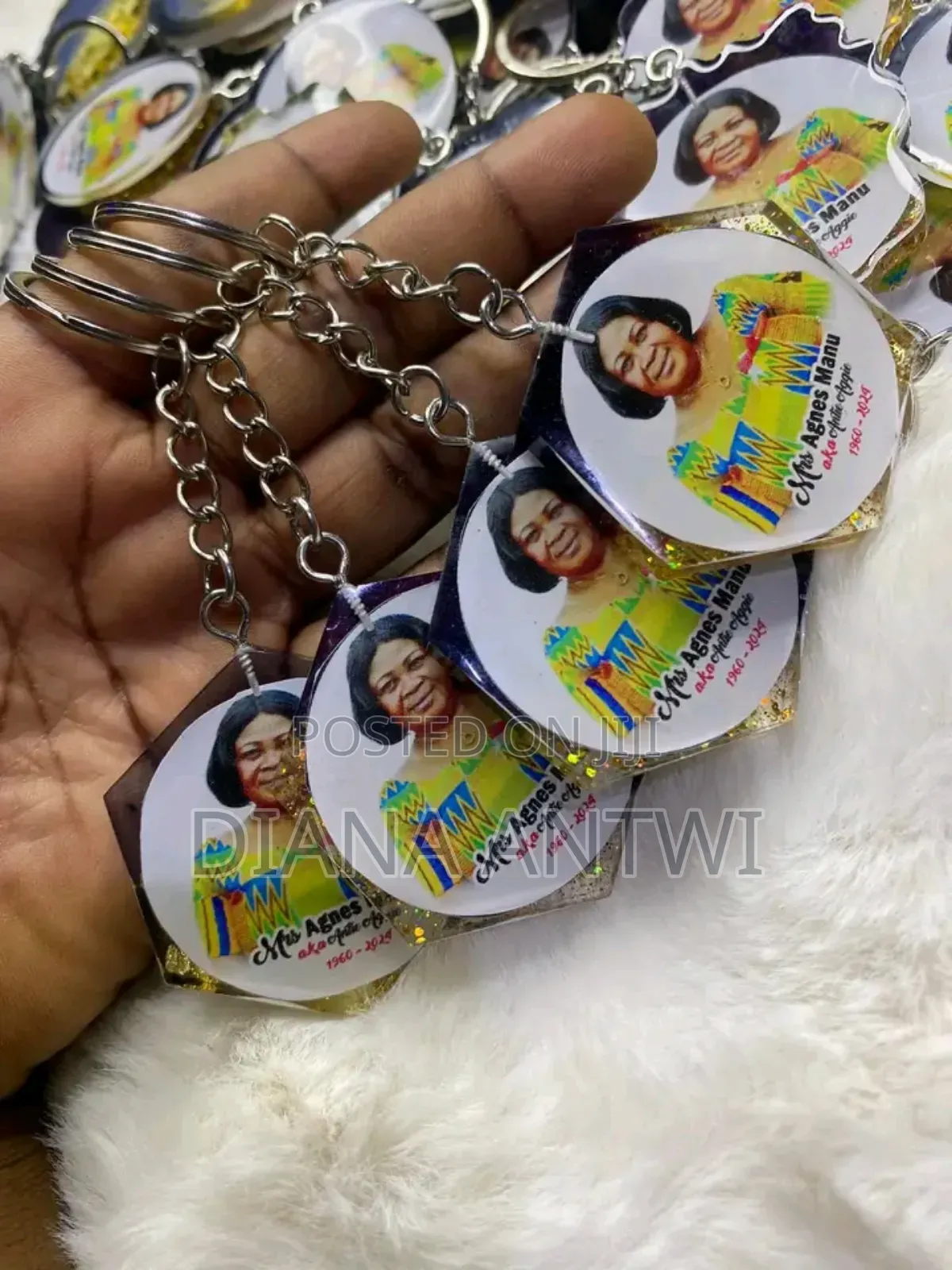 Resin Customised Keyholder Souvenirs