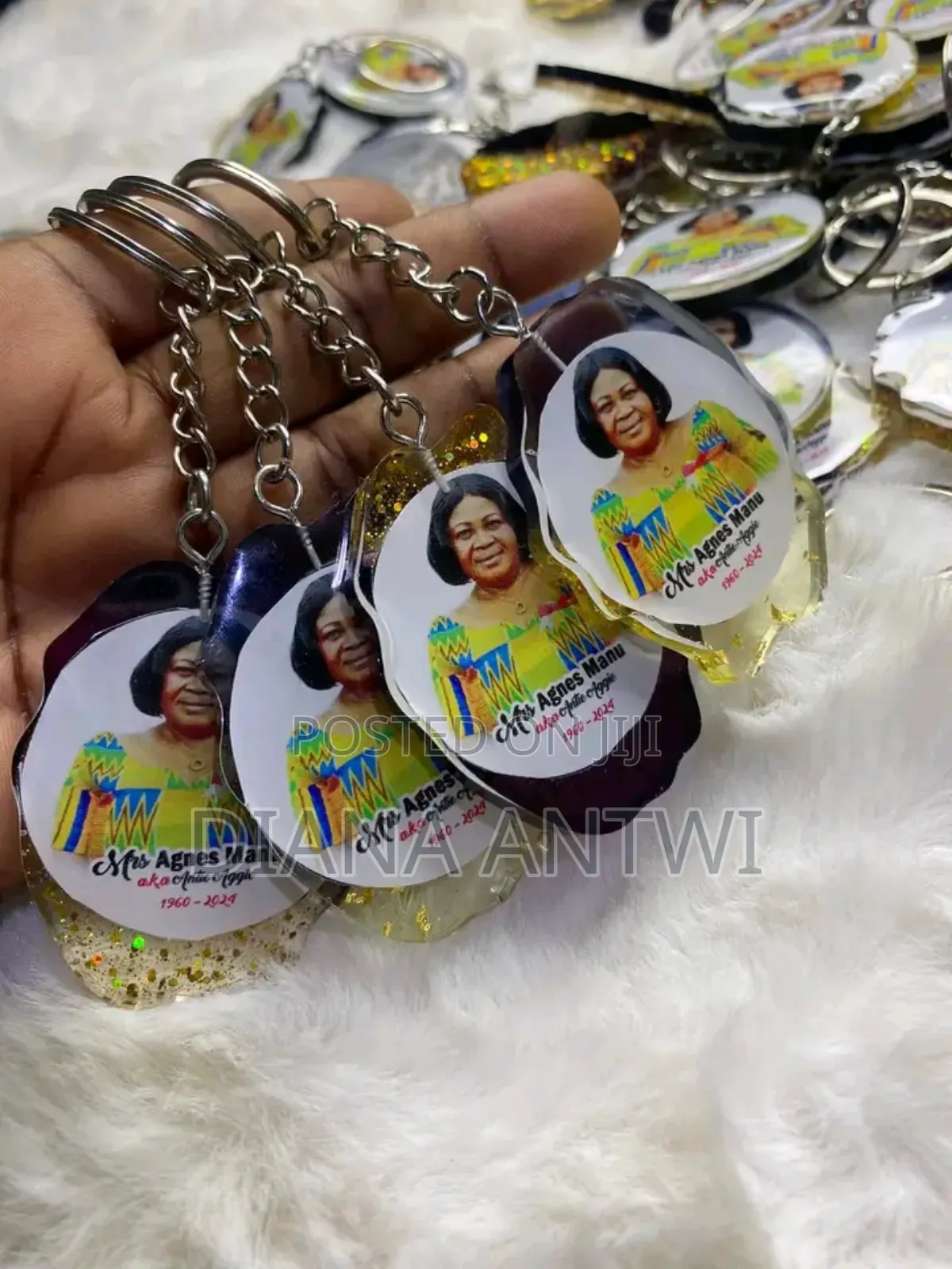 Resin Customised Keyholder Souvenirs