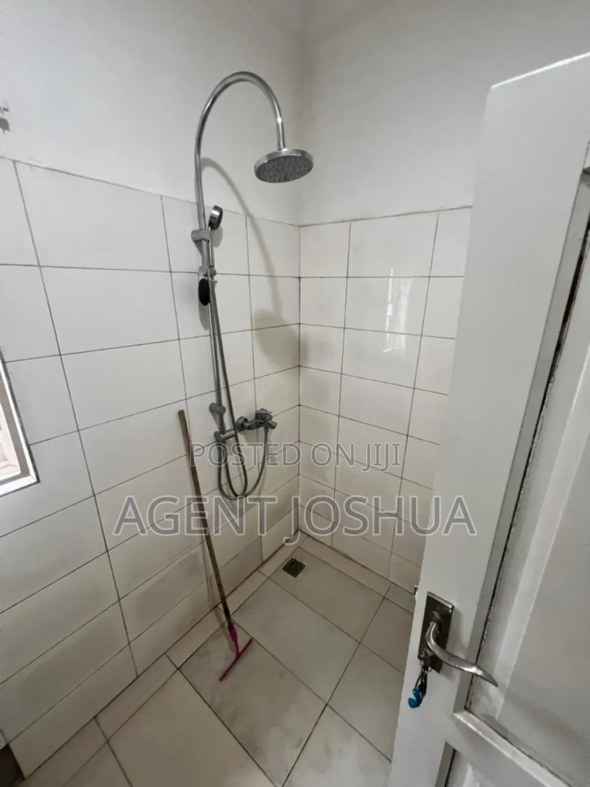 3bdrm House in Manet Court Estate for sale