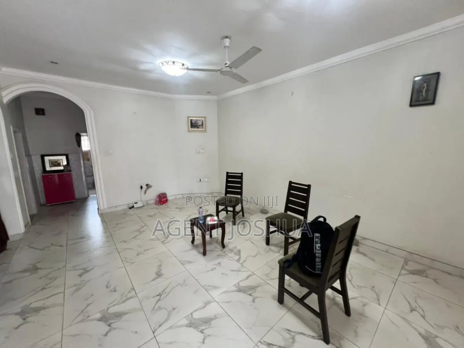3bdrm House in Manet Court Estate for sale
