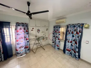 3bdrm House in Manet Court Estate for sale