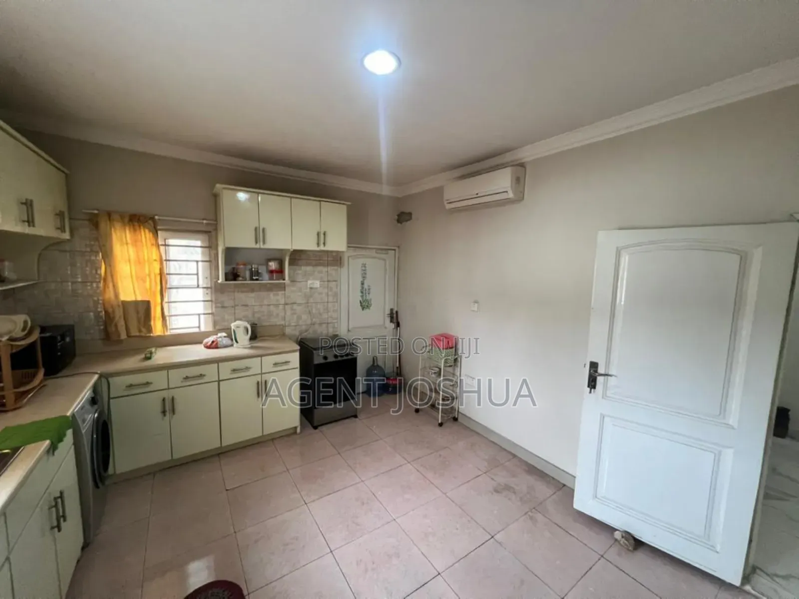 3bdrm House in Manet Court Estate for sale
