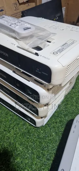 Epson Eb-X31 Pro for Large Venues Projection