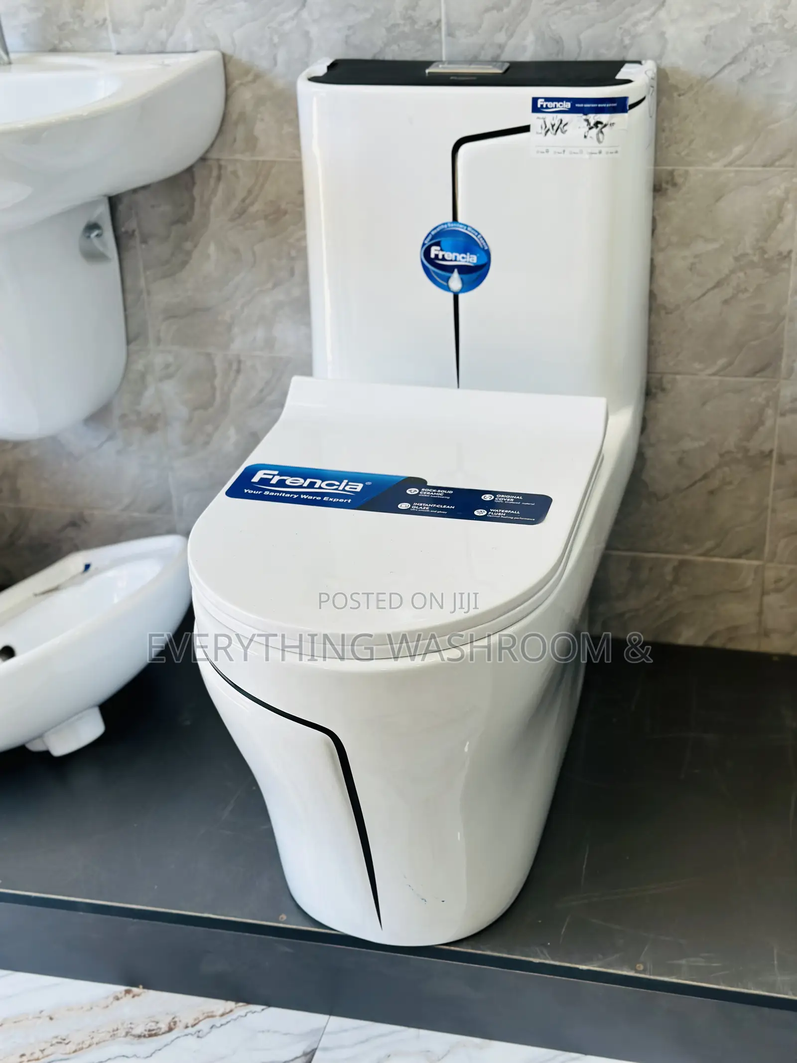 One Piece Water Closet and Basin Set_ Black and White Wc Set