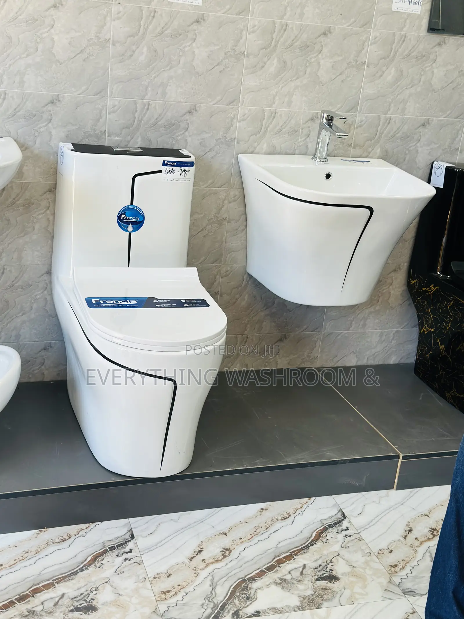 One Piece Water Closet and Basin Set_ Black and White Wc Set