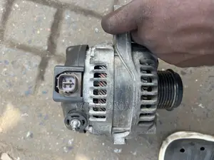 Toyota Camry 2014 to 2019 Alternator