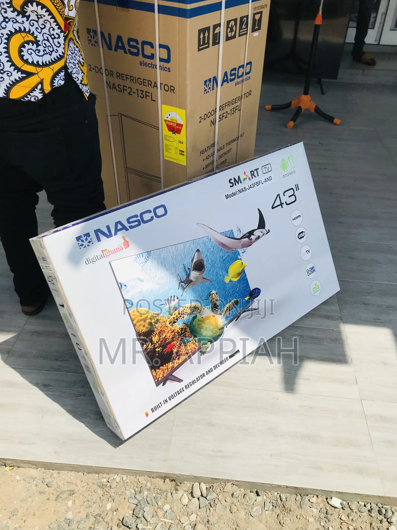 Choose Original Nasco 44 Full HD Television.