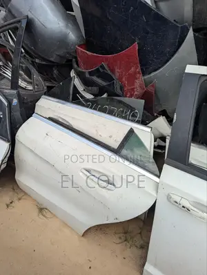 Mercedes Benz CLA 250 Doors