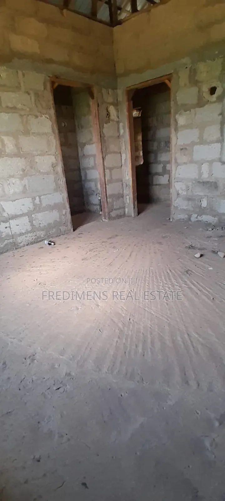 6bdrm House in Fredimens Real, Kumasi Metropolitan for sale