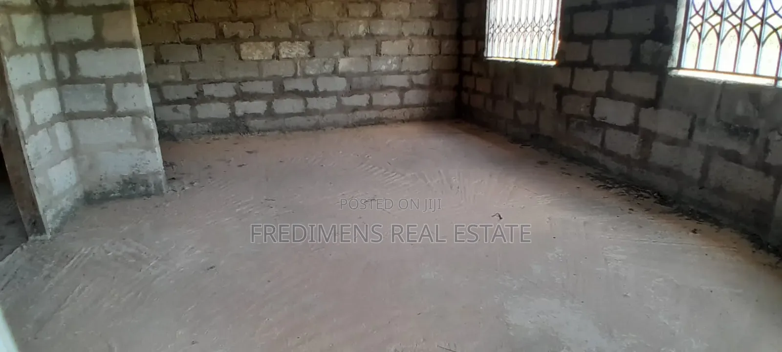 6bdrm House in Fredimens Real, Kumasi Metropolitan for sale