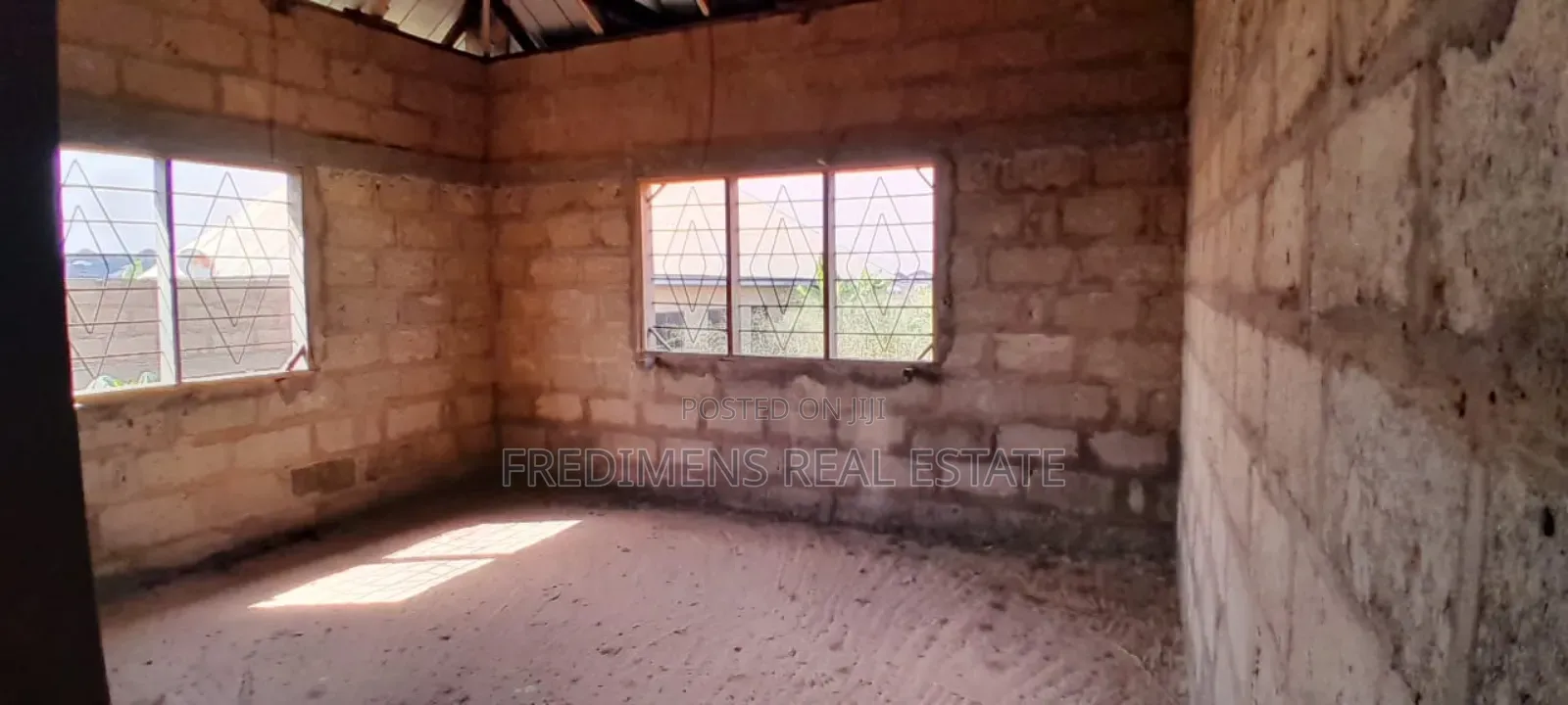 6bdrm House in Fredimens Real, Kumasi Metropolitan for sale