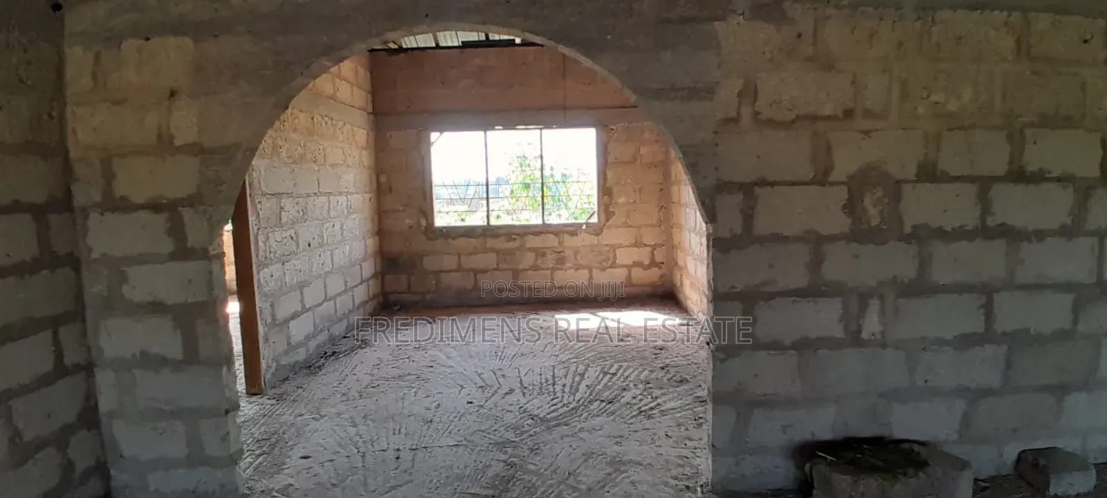 6bdrm House in Fredimens Real, Kumasi Metropolitan for sale