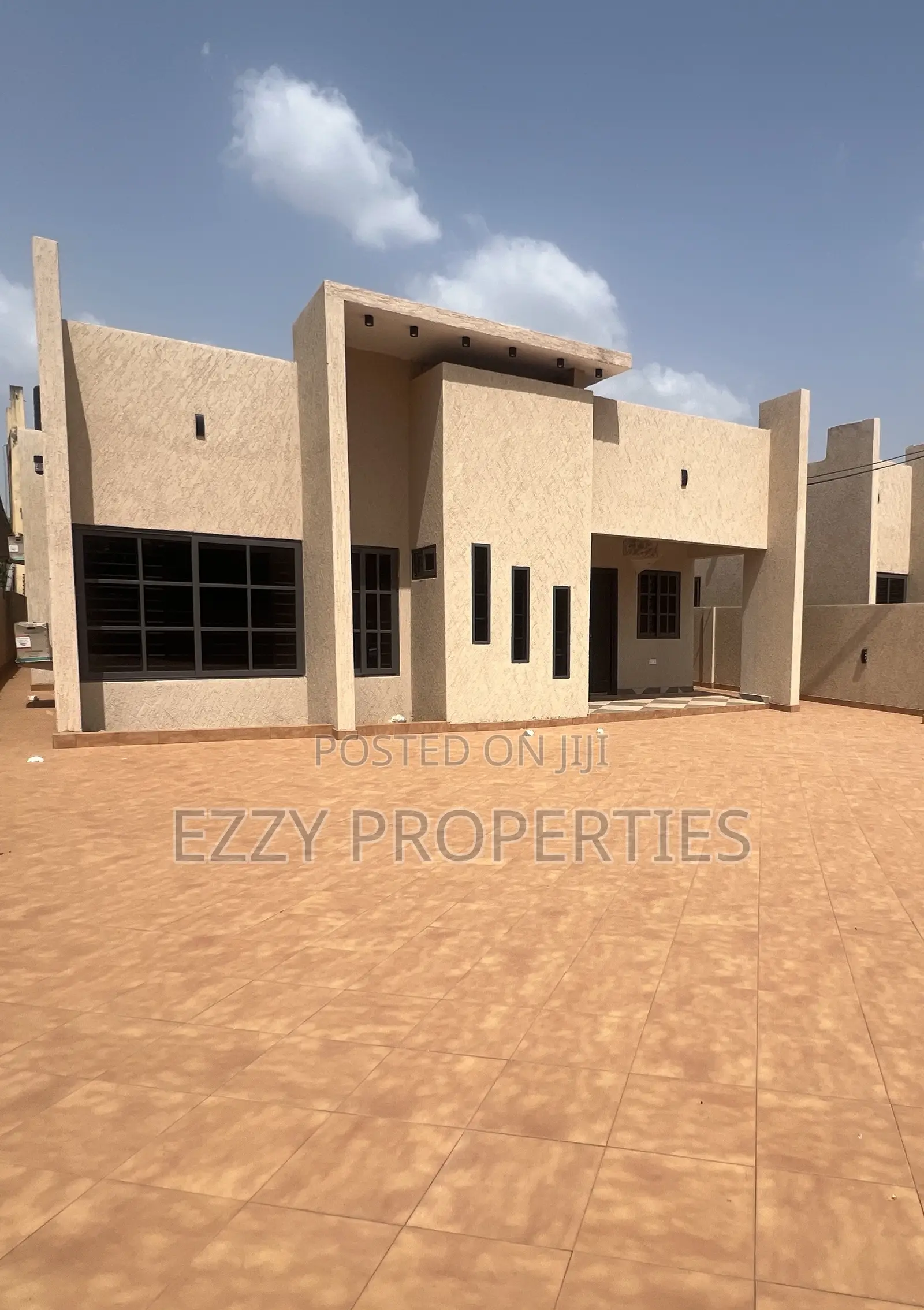 3bdrm House in Lakeside Estate, Ashaley Botwe for sale
