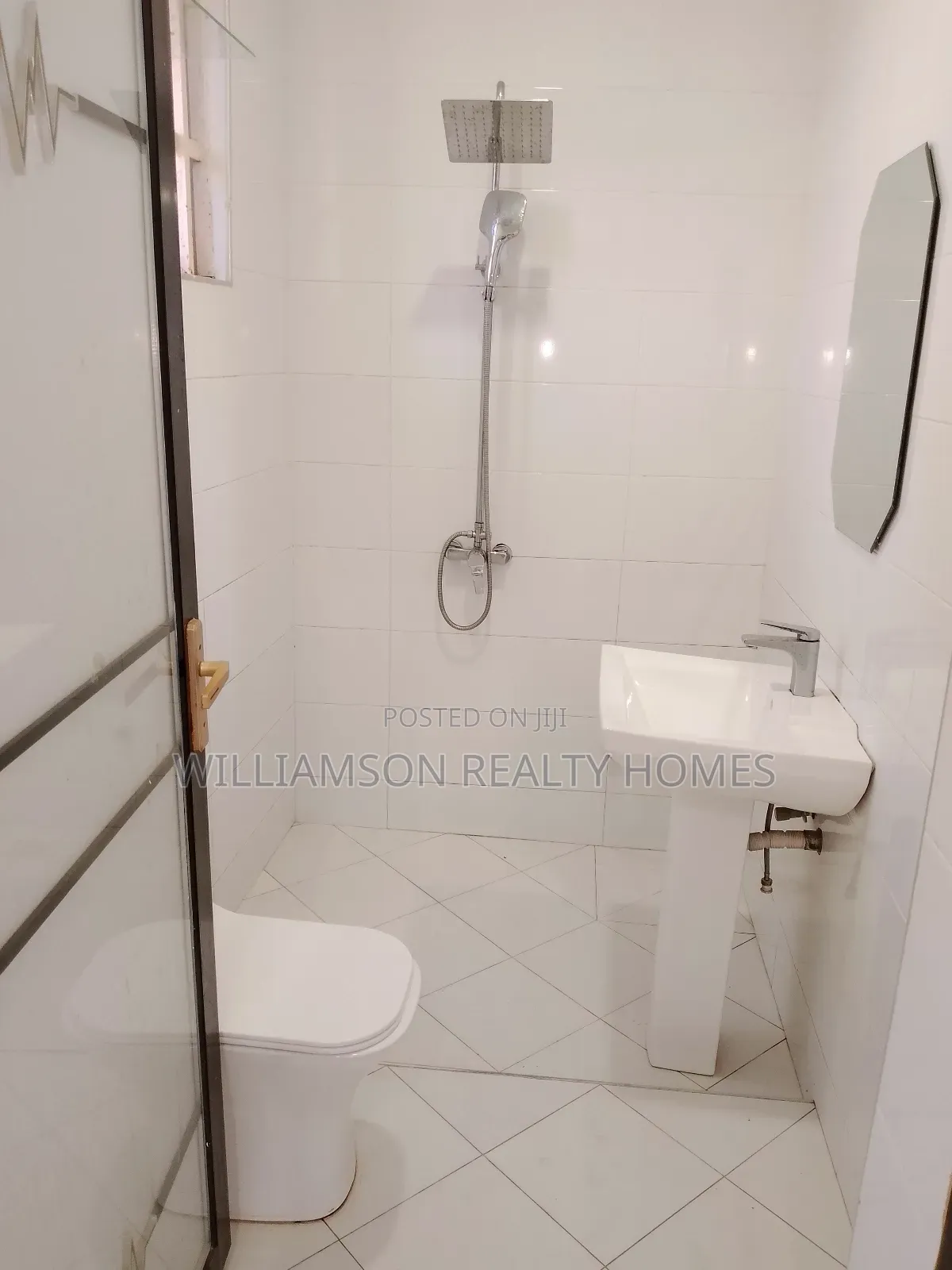1bdrm Apartment in Community 18 Area, Spintex for rent
