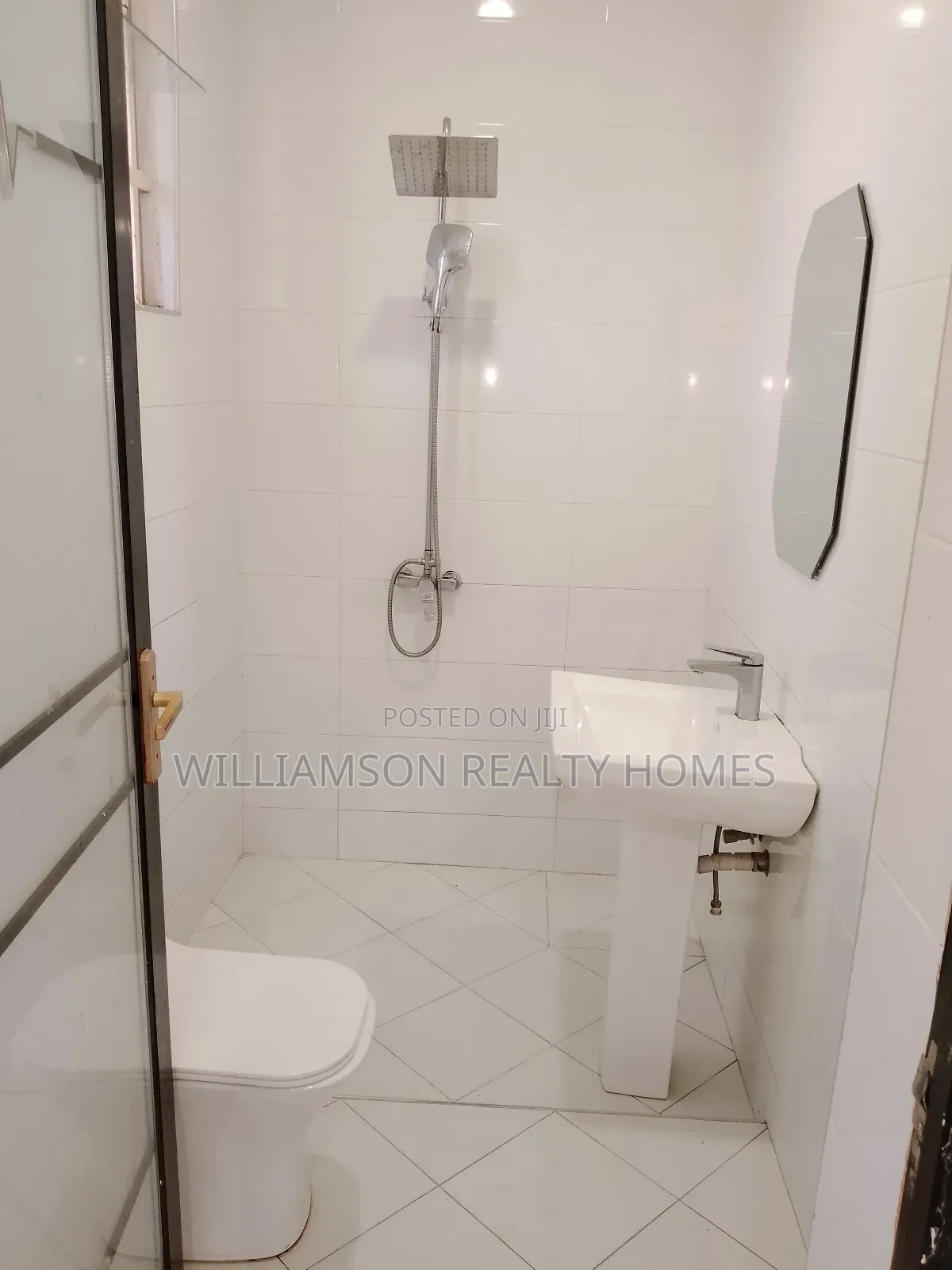 1bdrm Apartment in Community 18 Area, Spintex for rent