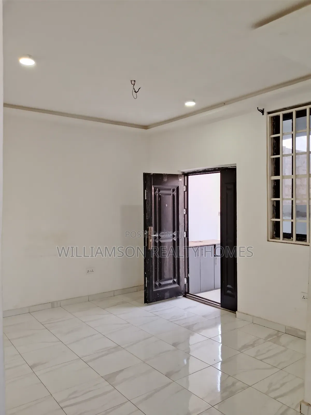 1bdrm Apartment in Community 18 Area, Spintex for rent