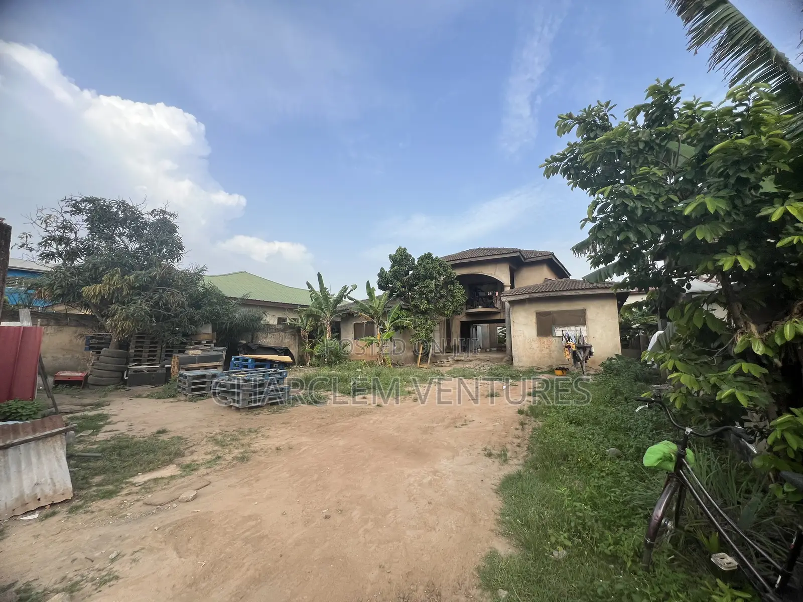 5bdrm House in Charclem Ventures, East Legon for sale