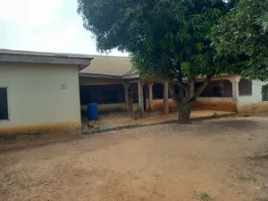 5bdrm House in Ejisu Donaso for sale