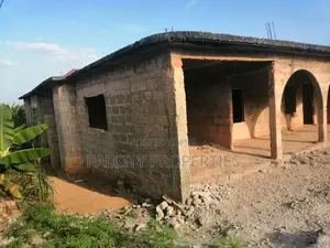16bdrm House in Kotei Deduako, Kumasi Metropolitan for sale