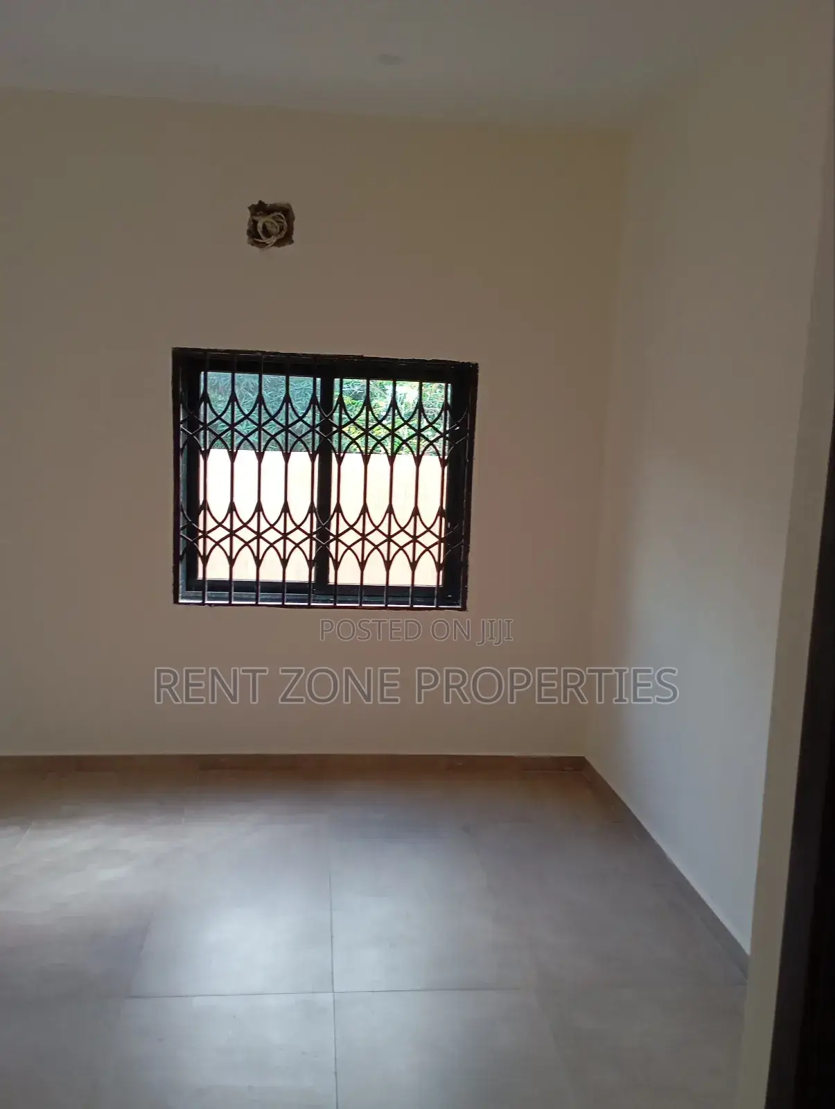 4bdrm Maisonette in Ofankor for sale