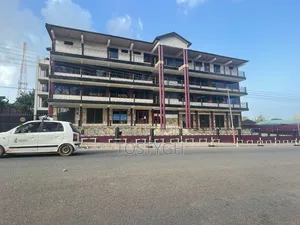 Twin Multipurpose 8 Storey Plaza