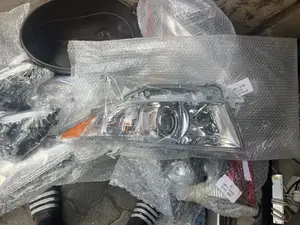 Toyota Highlander 2011 2012 2013 Headlight or Lamp