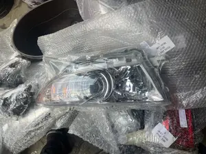 Toyota Highlander 2011 2012 2013 Headlight or Lamp