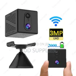 Cb70w High Quality Secrete Battery Wifi Camera
