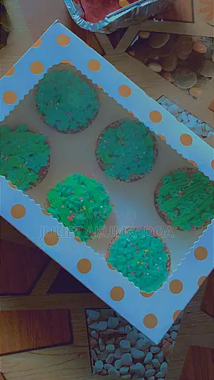 Delicious Cupcakes for Sell