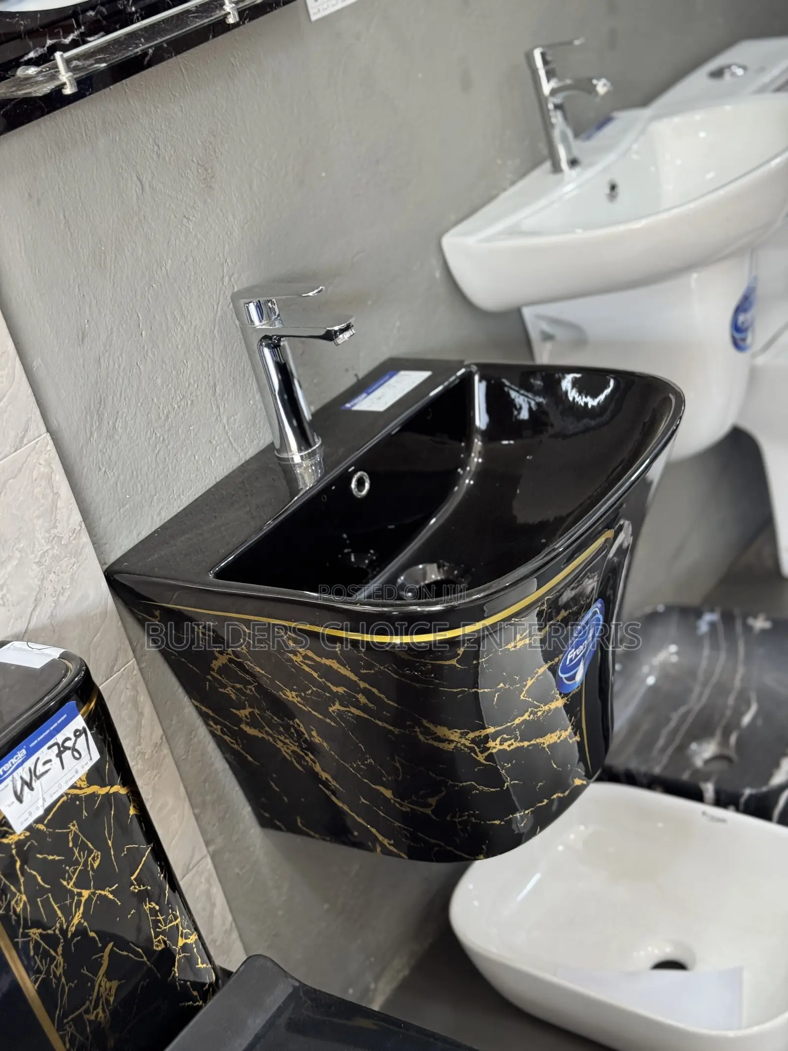 Water Closet With Wash Basin (90)