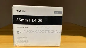 Sigma Arts 35mm F1.4 Lens