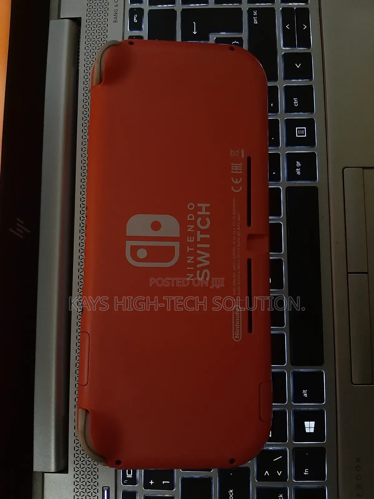 Nintendo Switch Lite With Fc 25, Mk 11 Other Games
