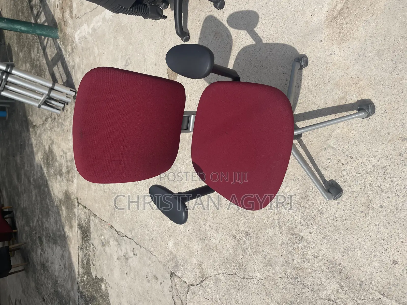 Office/ Swivel Chair