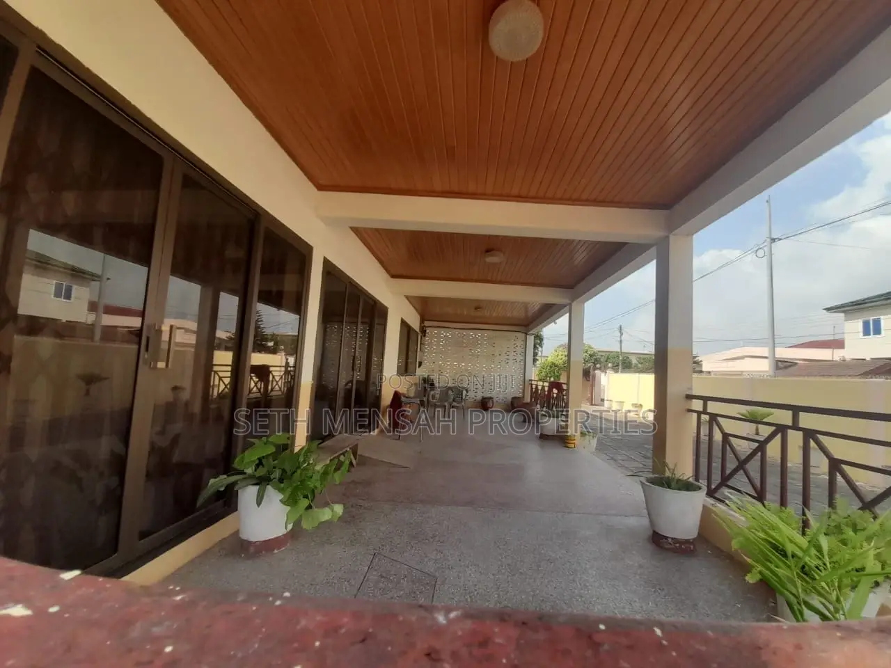5bdrm House in Skm, Achimota for rent