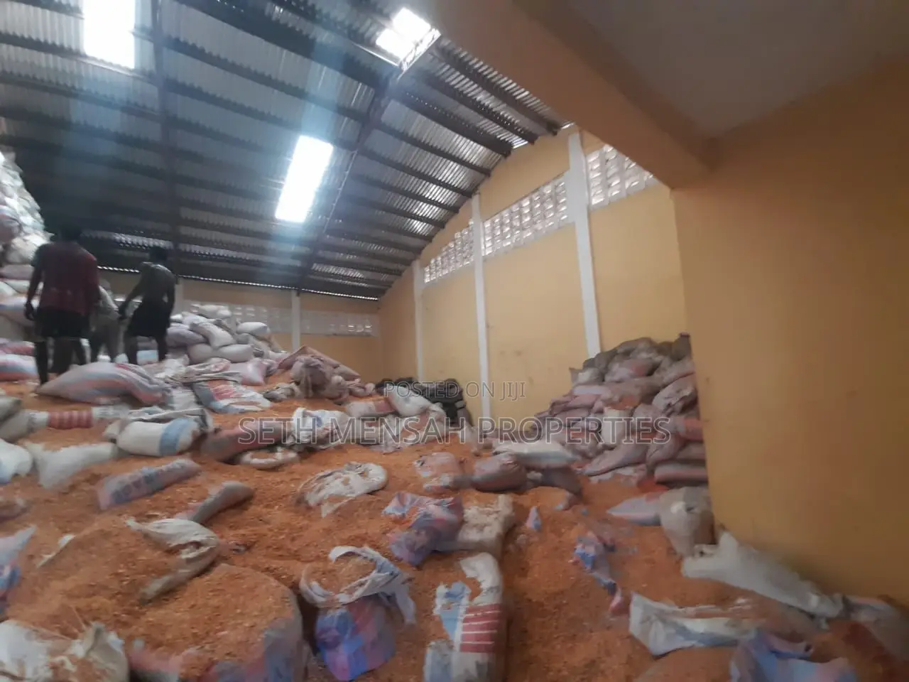 Warehouse for Rent at Achimota