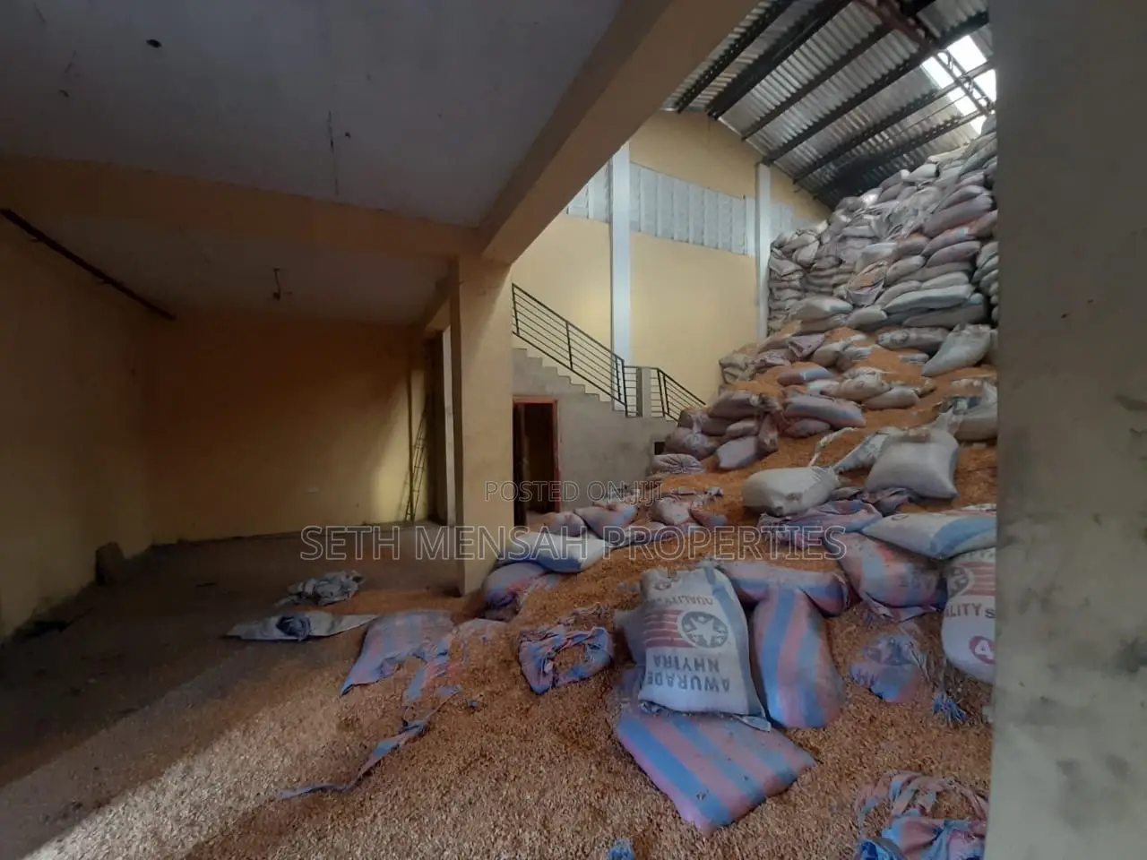 Warehouse for Rent at Achimota
