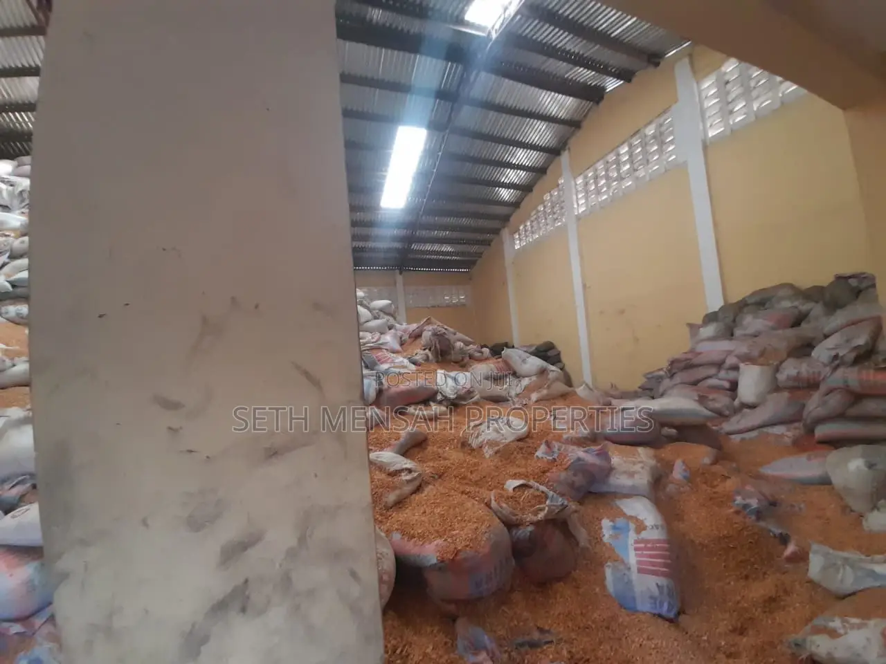 Warehouse for Rent at Achimota