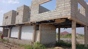 3bdrm House in Oyibi for sale